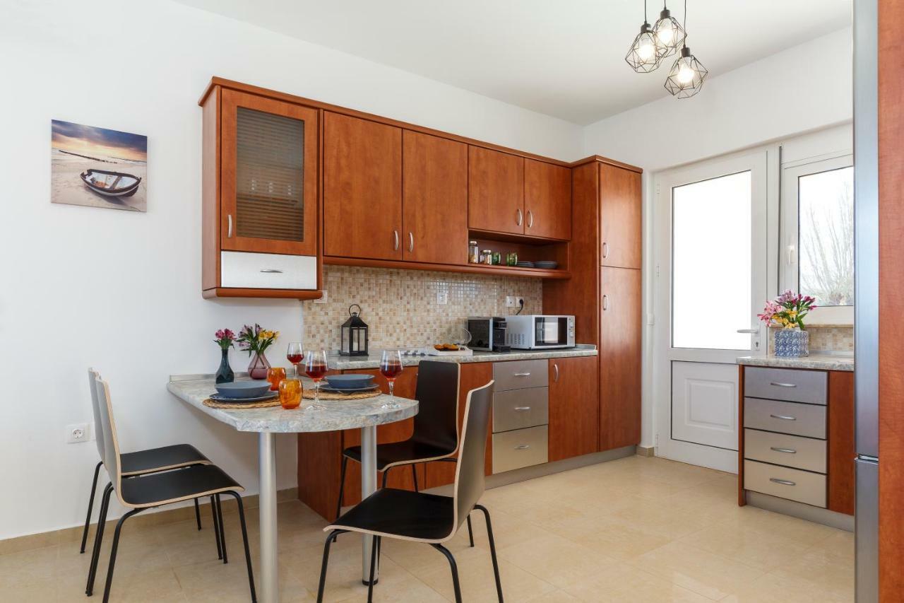 Summer Breeze Villa 아판토우 외부 사진