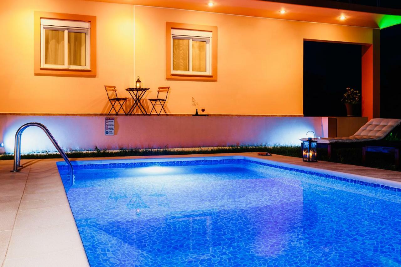 Summer Breeze Villa 아판토우 외부 사진